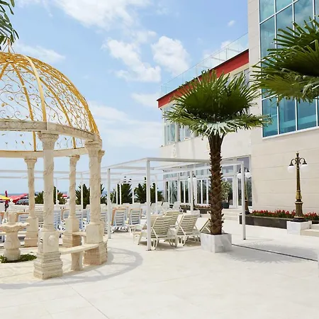 Aparthotel Hotel Amore Beach 4*