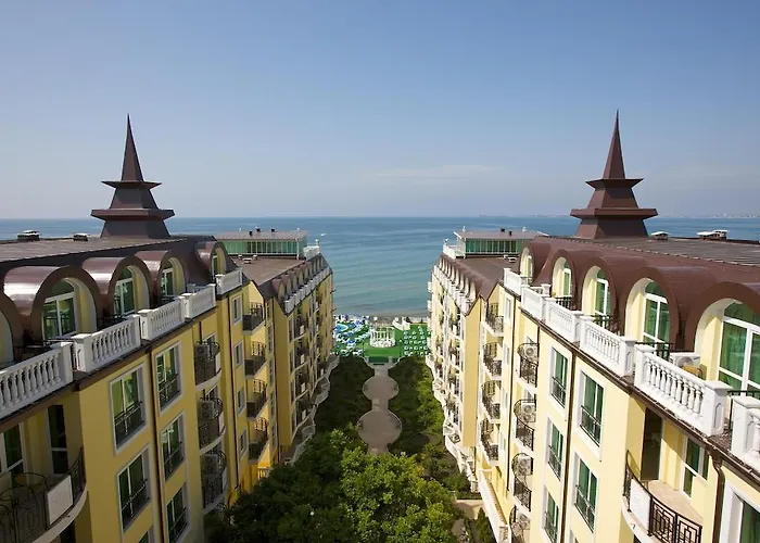 Hotel Amore Beach Apartahotel 4*