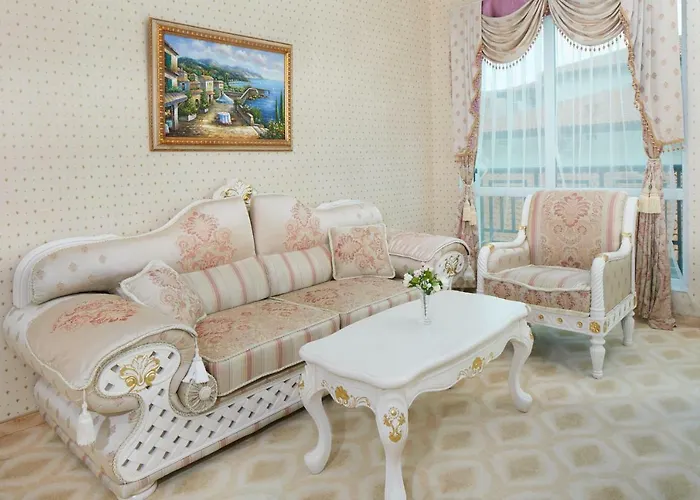 Hotel Amore Beach Apartahotel 4*